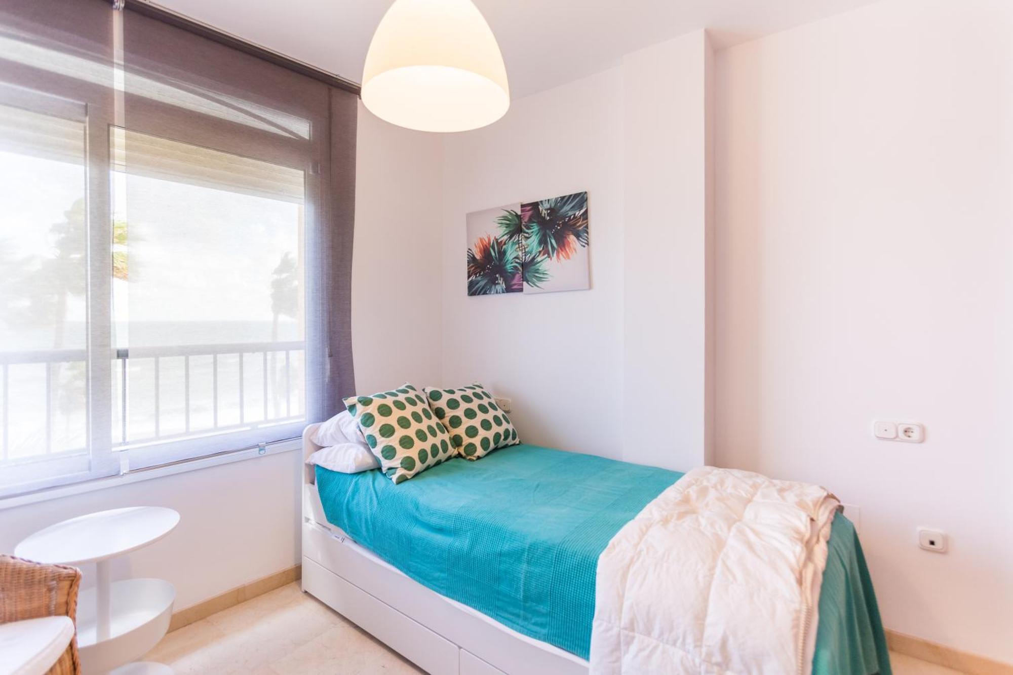 Bonito Apartamento En Primera Linea De Playa Estepona Ngoại thất bức ảnh